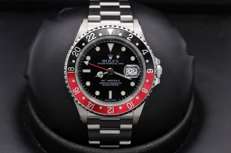 Rolex Rolex GMT Master II "Coke - SEL w. Holes Case" 16710