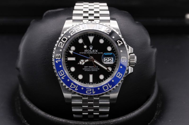 Rolex Rolex GMT-Master II "Batgirl" 126710BLNR