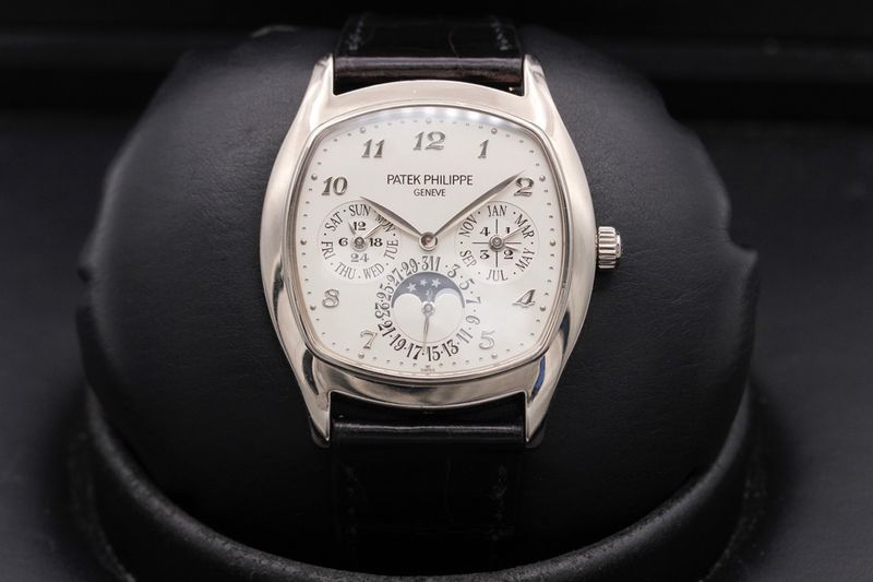 Patek Philippe Patek Philippe Grand Complications Perpetual Calendar 5940G-001