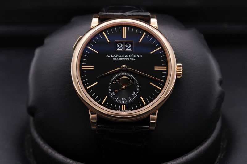 A. Lange & Söhne A. Lange & Söhne Saxonia Moonphase 384.031